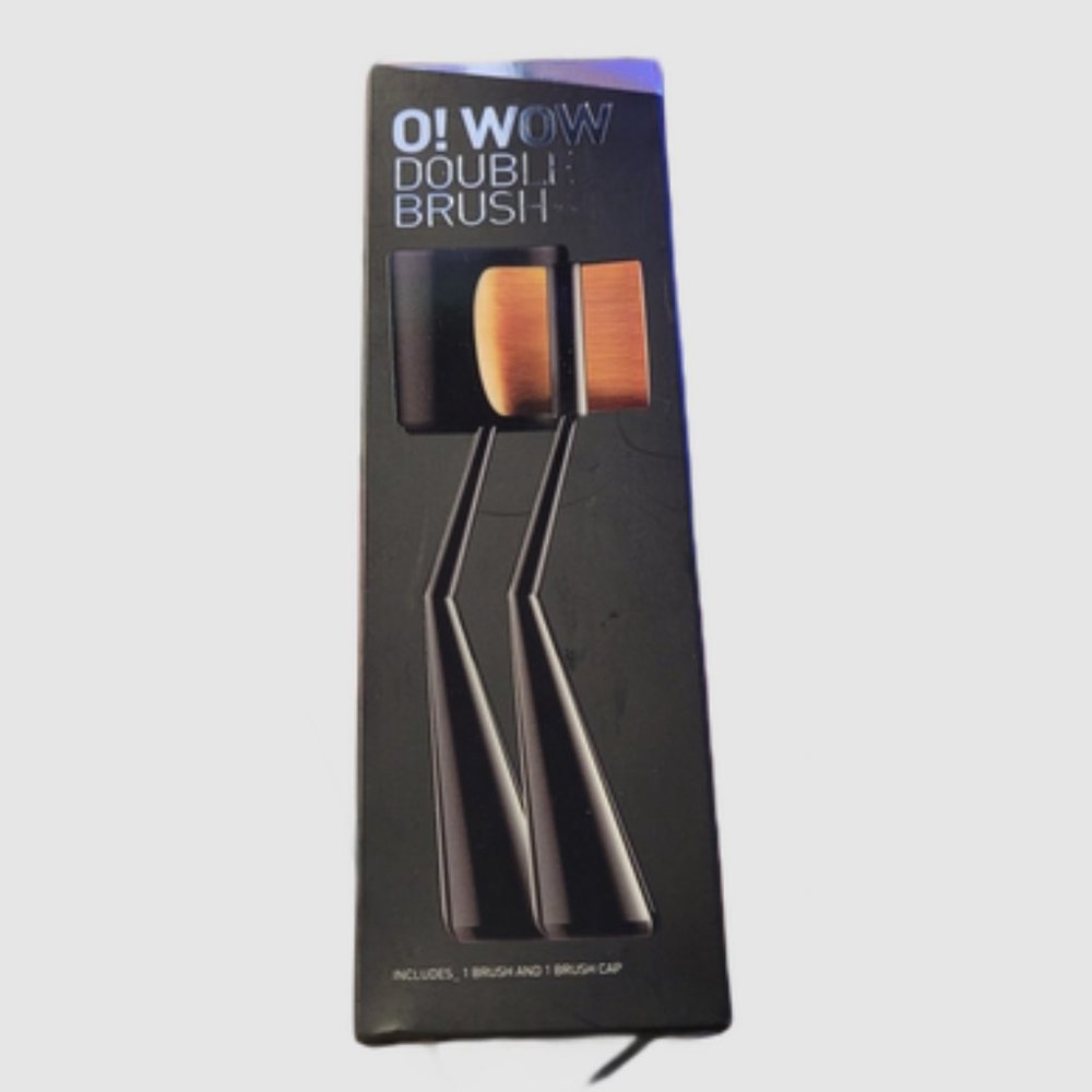 Cailyn O! Wow Double Brush with Cap